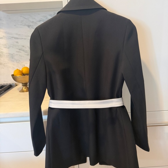 Madonna & Co contrast-panel belted blazer - Picture 5 of 7